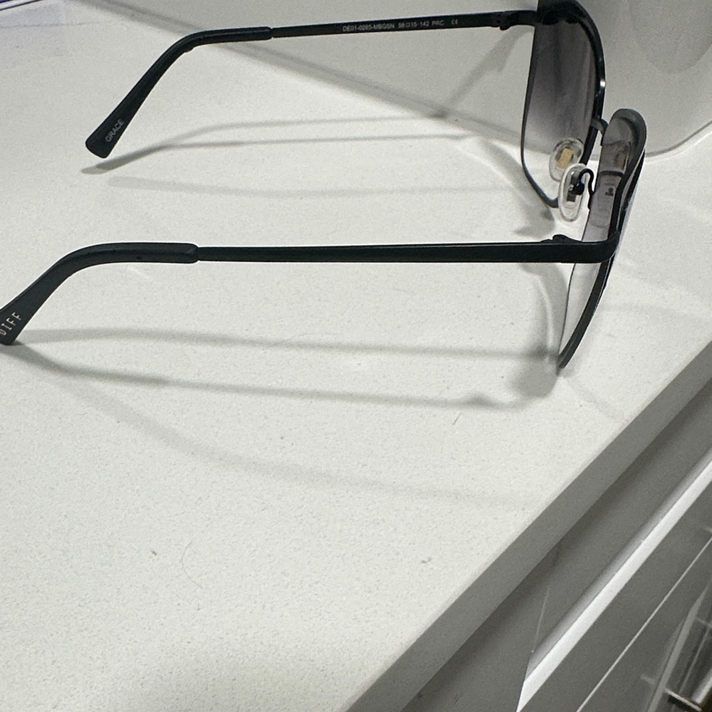 Diff Eyewear Black Gradient Cat-Eye Sunglasses - image 3